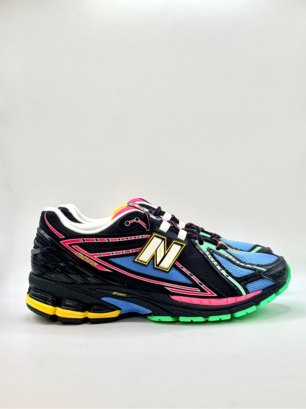 New Balance 1906R Classic Unisex Running Shoes, Size 12M Multi-Color